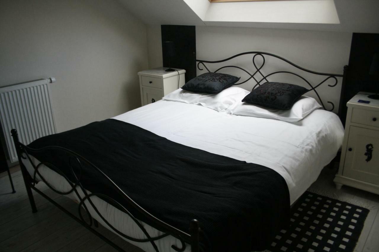 B&B Des4Seigneurs Жедин Экстерьер фото